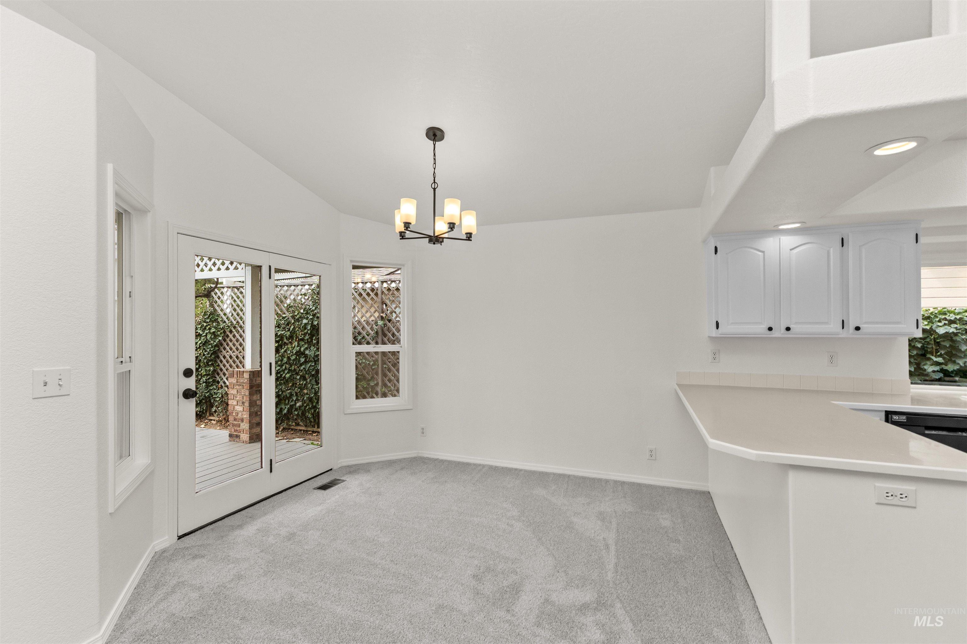 3555 W. Woodmont Dr., Meridian, Idaho 83646, 3 Bedrooms, 2 Bathrooms, Residential For Sale, Price $549,900, 98979272