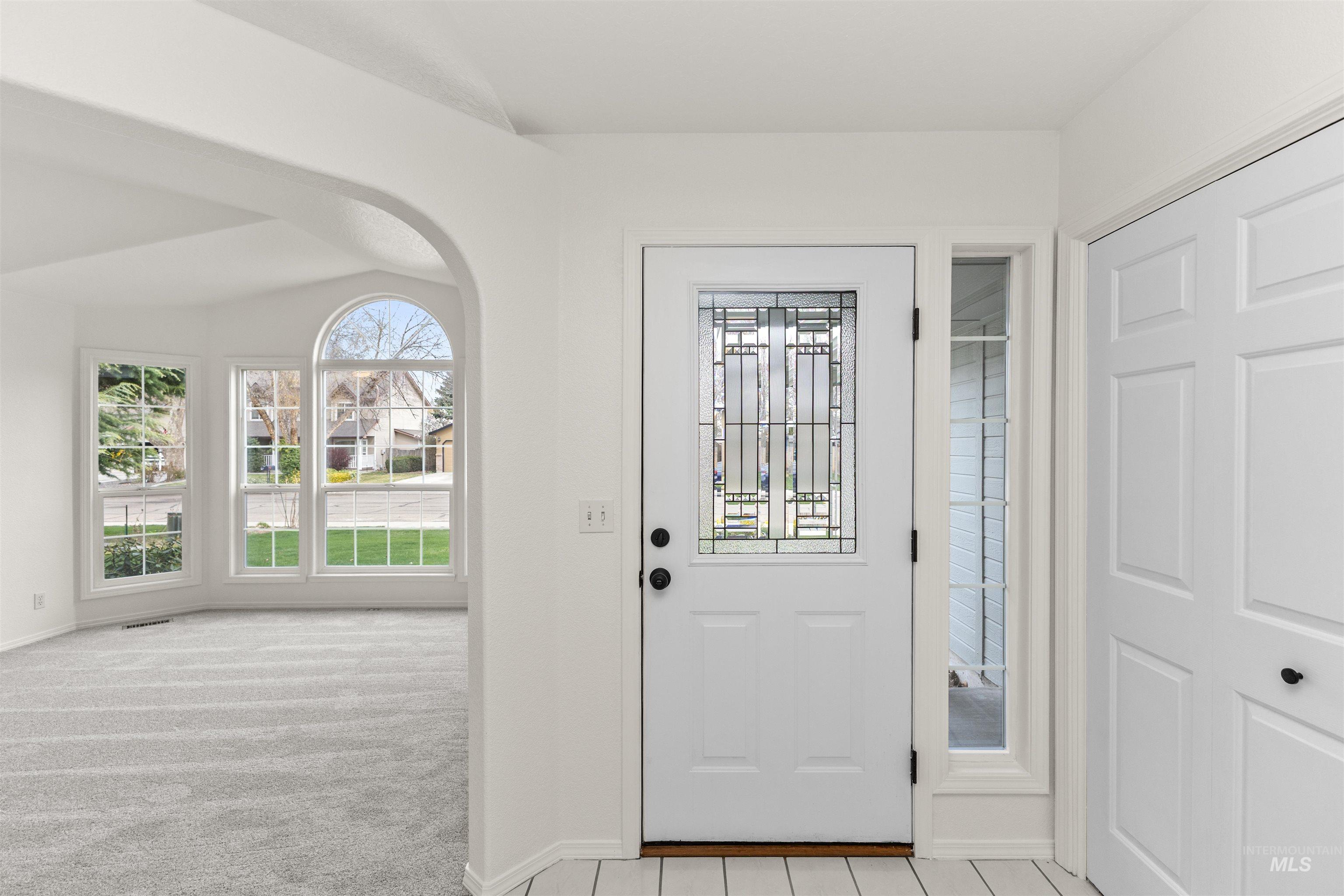 3555 W. Woodmont Dr., Meridian, Idaho 83646, 3 Bedrooms, 2 Bathrooms, Residential For Sale, Price $549,900, 98979272