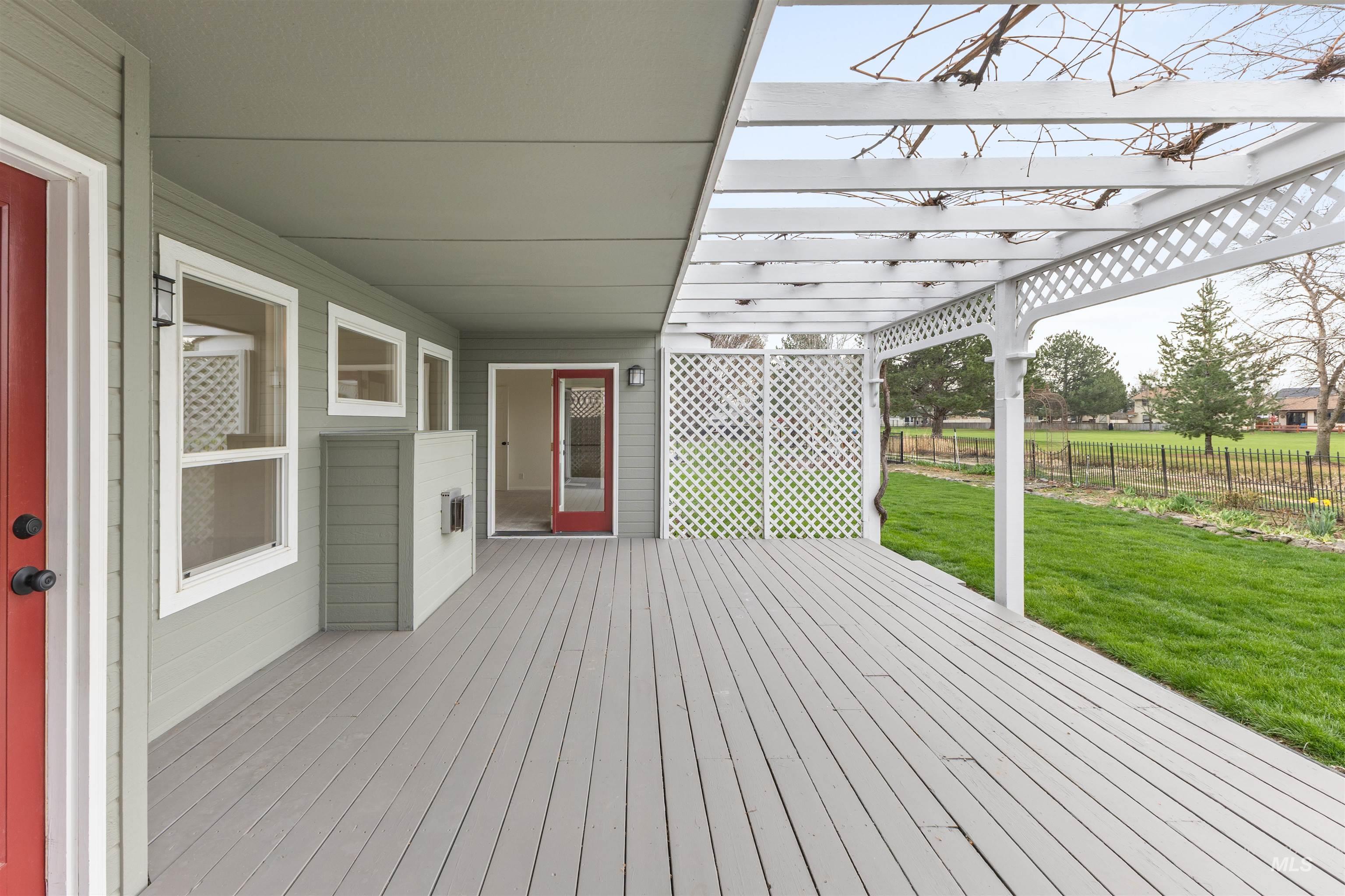 3555 W. Woodmont Dr., Meridian, Idaho 83646, 3 Bedrooms, 2 Bathrooms, Residential For Sale, Price $549,900, 98979272