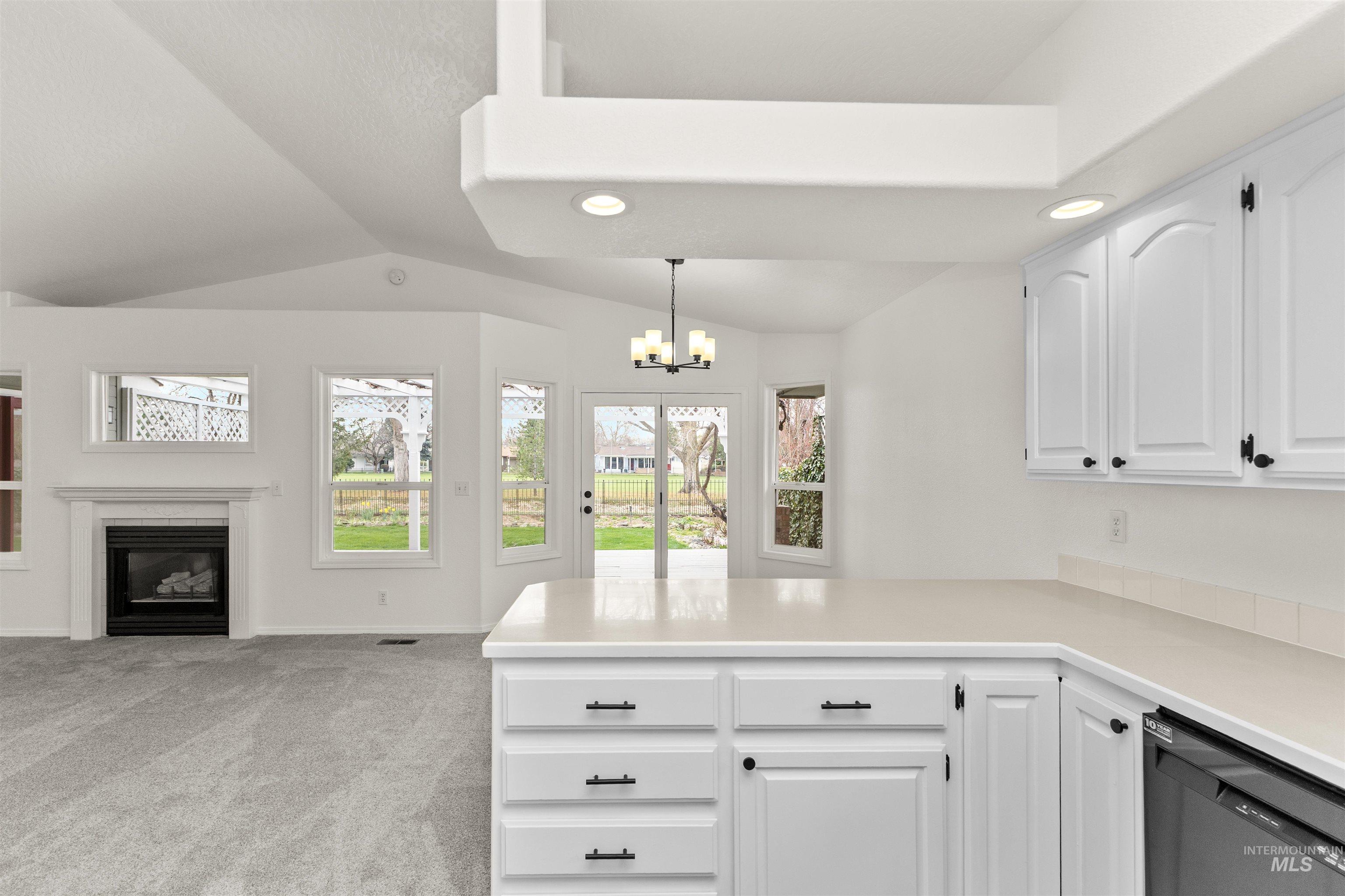 3555 W. Woodmont Dr., Meridian, Idaho 83646, 3 Bedrooms, 2 Bathrooms, Residential For Sale, Price $549,900, 98979272