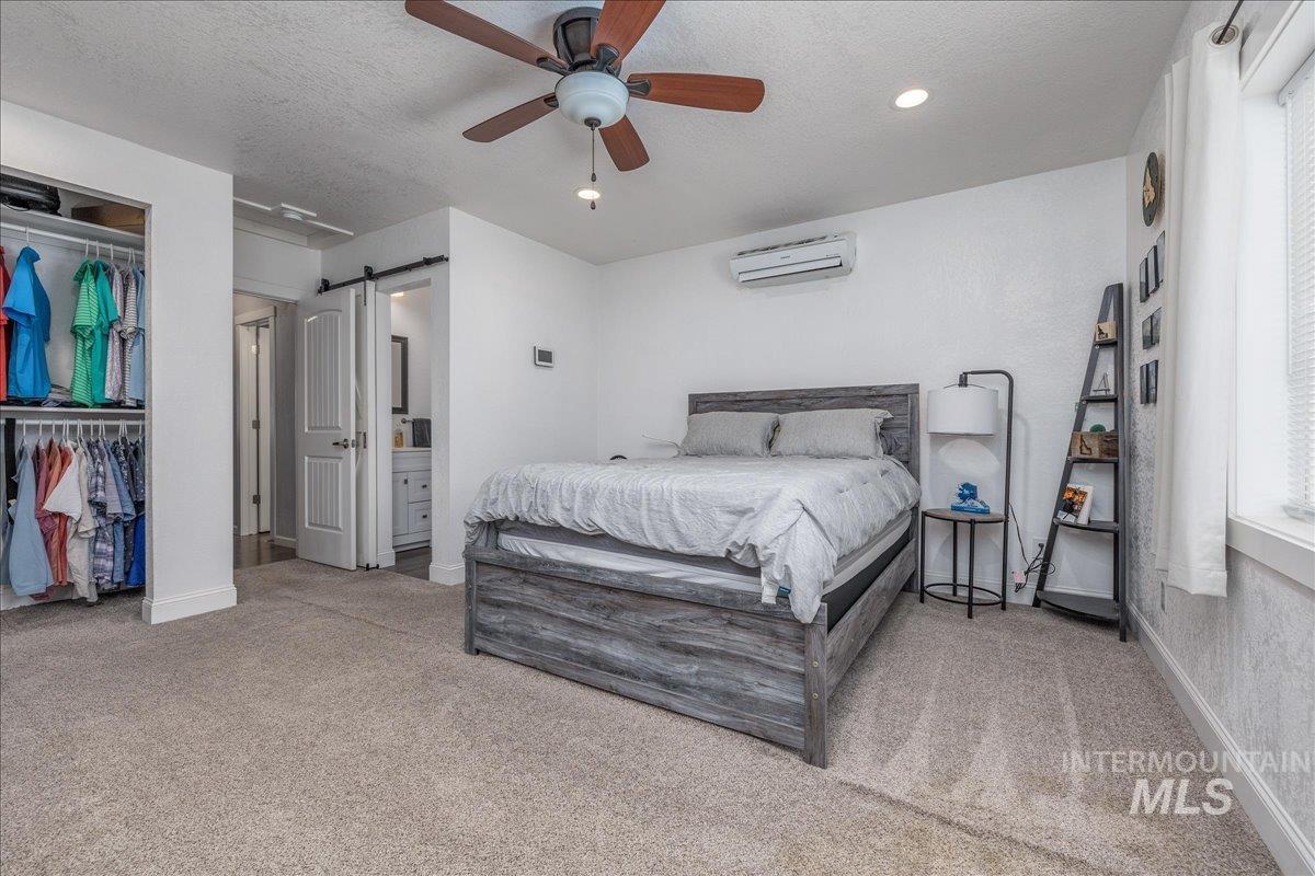 615 S 4th Ave, Caldwell, Idaho 83605, 2 Bedrooms, 1.5 Bathrooms, Residential For Sale, Price $250,000,MLS 98979275