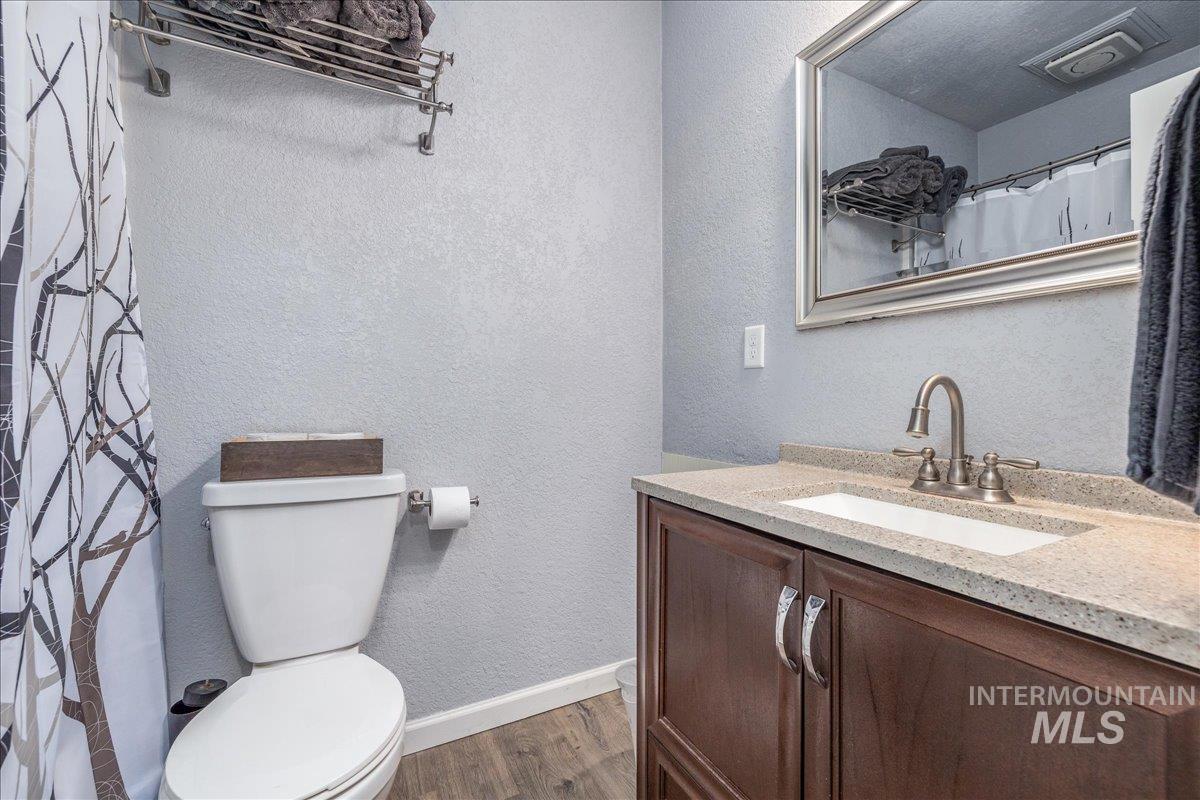 615 S 4th Ave, Caldwell, Idaho 83605, 2 Bedrooms, 1.5 Bathrooms, Residential For Sale, Price $250,000,MLS 98979275