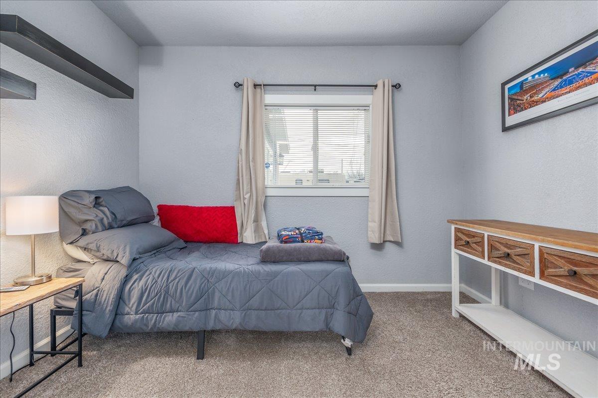 615 S 4th Ave, Caldwell, Idaho 83605, 2 Bedrooms, 1.5 Bathrooms, Residential For Sale, Price $250,000,MLS 98979275