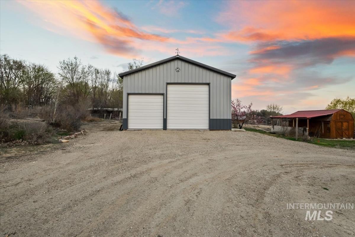 2417 Patch Ditch Rd, Homedale, Idaho 83628, 3 Bedrooms, 2 Bathrooms, Residential For Sale, Price $749,900, 98979279