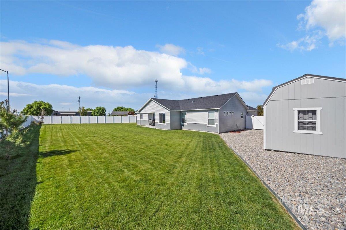 820 Owl Ct, Jerome, Idaho 83338, 3 Bedrooms, 2 Bathrooms, Residential For Sale, Price $429,900, 98979282