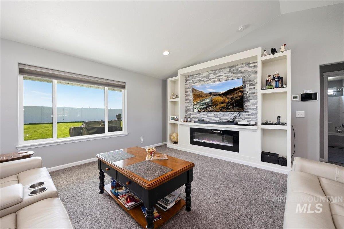 820 Owl Ct, Jerome, Idaho 83338, 3 Bedrooms, 2 Bathrooms, Residential For Sale, Price $429,900, 98979282