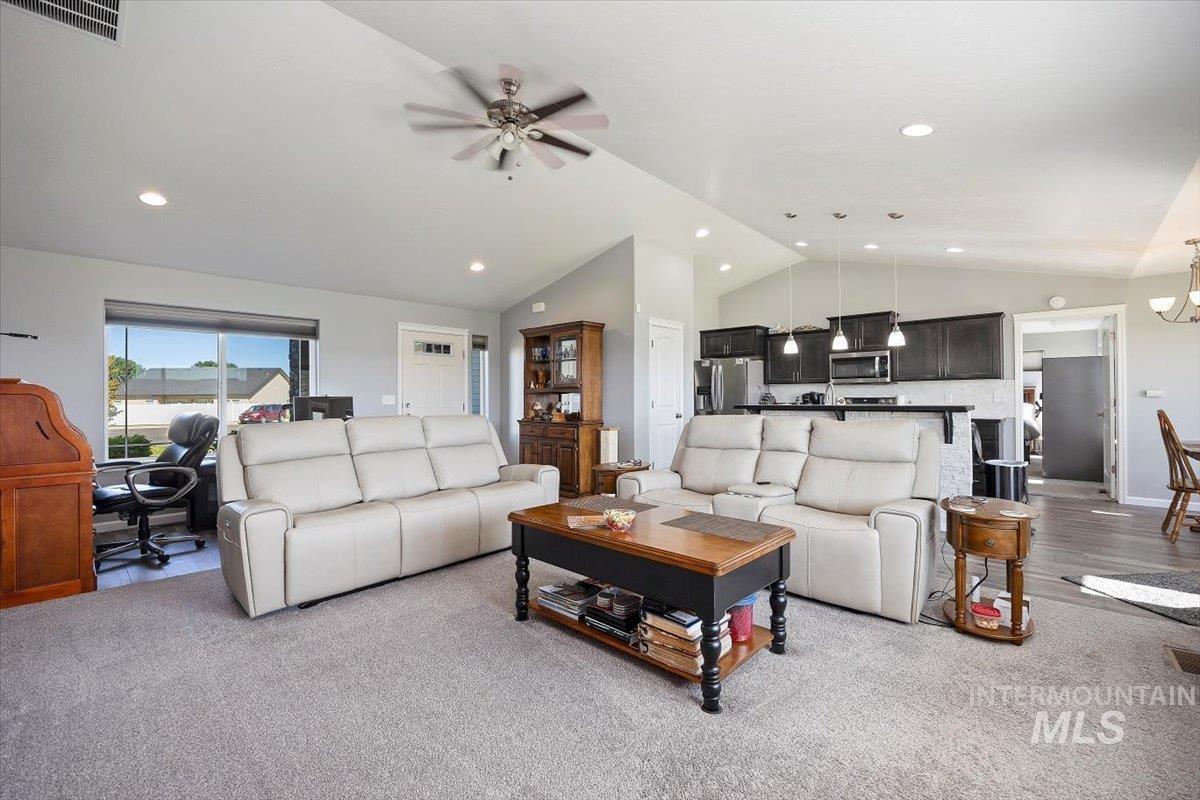 820 Owl Ct, Jerome, Idaho 83338, 3 Bedrooms, 2 Bathrooms, Residential For Sale, Price $429,900, 98979282