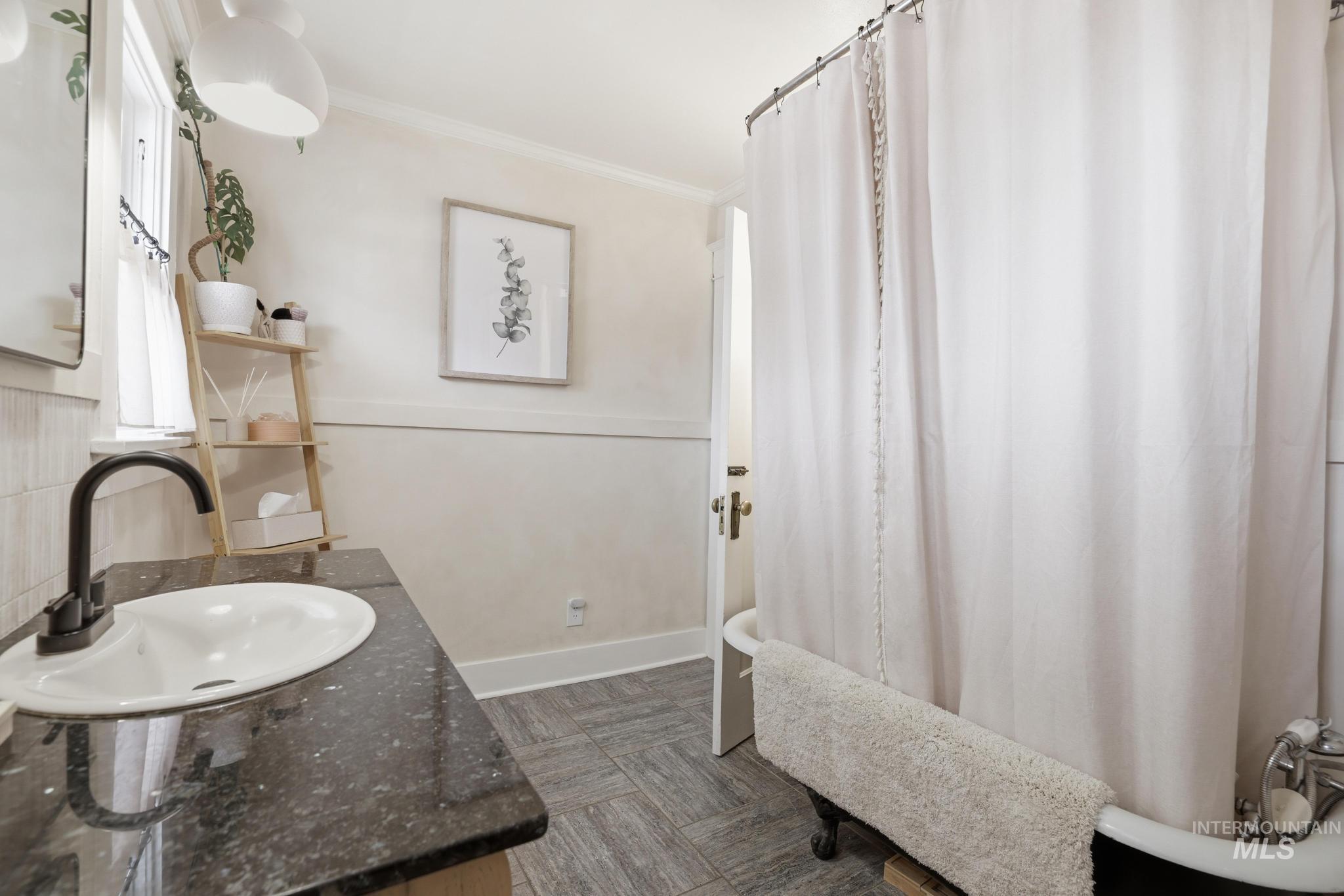 502 6th Street, Filer, Idaho 83328, 3 Bedrooms, 1 Bathroom, Residential For Sale, Price $325,000, 98979285