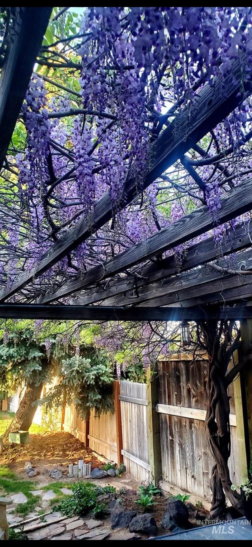 502 6th Street, Filer, Idaho 83328, 3 Bedrooms, 1 Bathroom, Residential For Sale, Price $325,000, 98979285