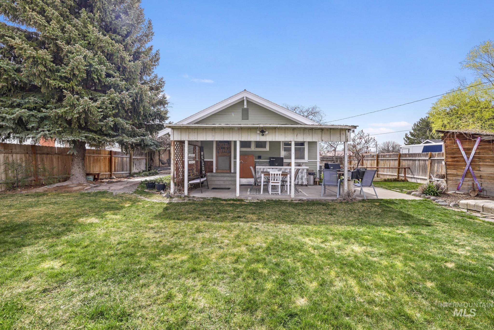 502 6th Street, Filer, Idaho 83328, 3 Bedrooms, 1 Bathroom, Residential For Sale, Price $325,000, 98979285