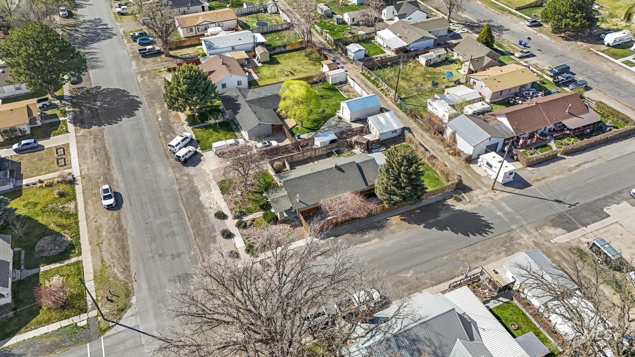 502 6th Street, Filer, Idaho 83328, 3 Bedrooms, 1 Bathroom, Residential For Sale, Price $325,000, 98979285