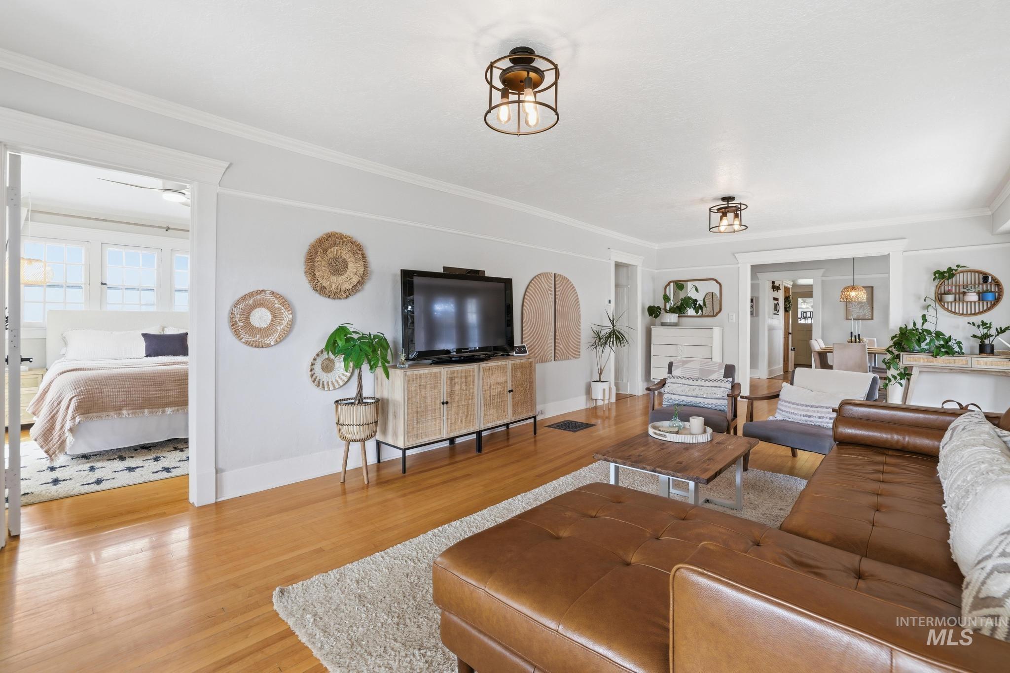 502 6th Street, Filer, Idaho 83328, 3 Bedrooms, 1 Bathroom, Residential For Sale, Price $325,000, 98979285