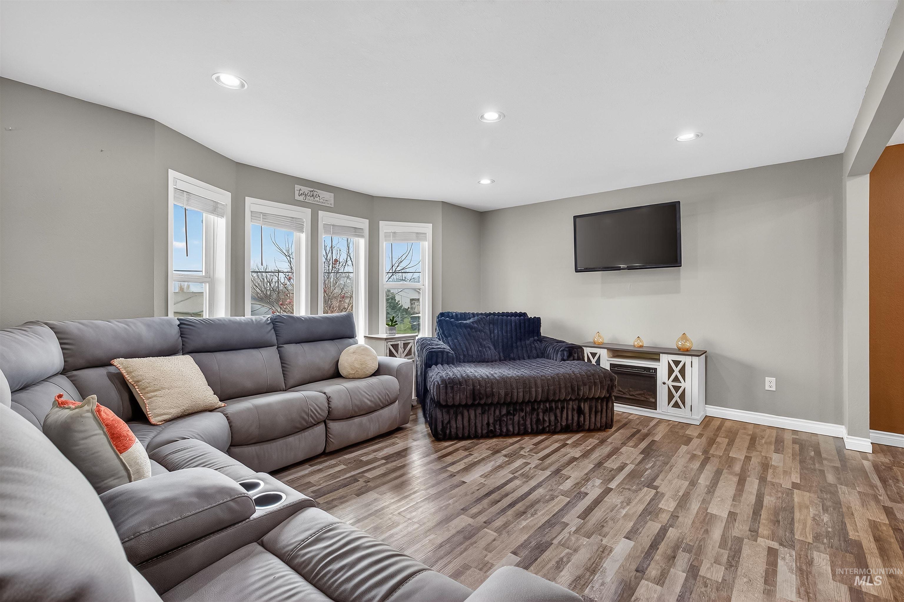 3725 11th Street, Lewiston, Idaho 83501, 4 Bedrooms, 3 Bathrooms, Residential For Sale, Price $439,000, 98979290