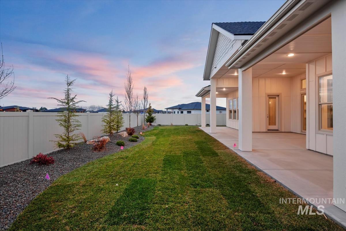 3323 W Golden Barrel St., Eagle, Idaho 83616, 4 Bedrooms, 2.5 Bathrooms, Residential For Sale, Price $1,099,000,MLS 98979299