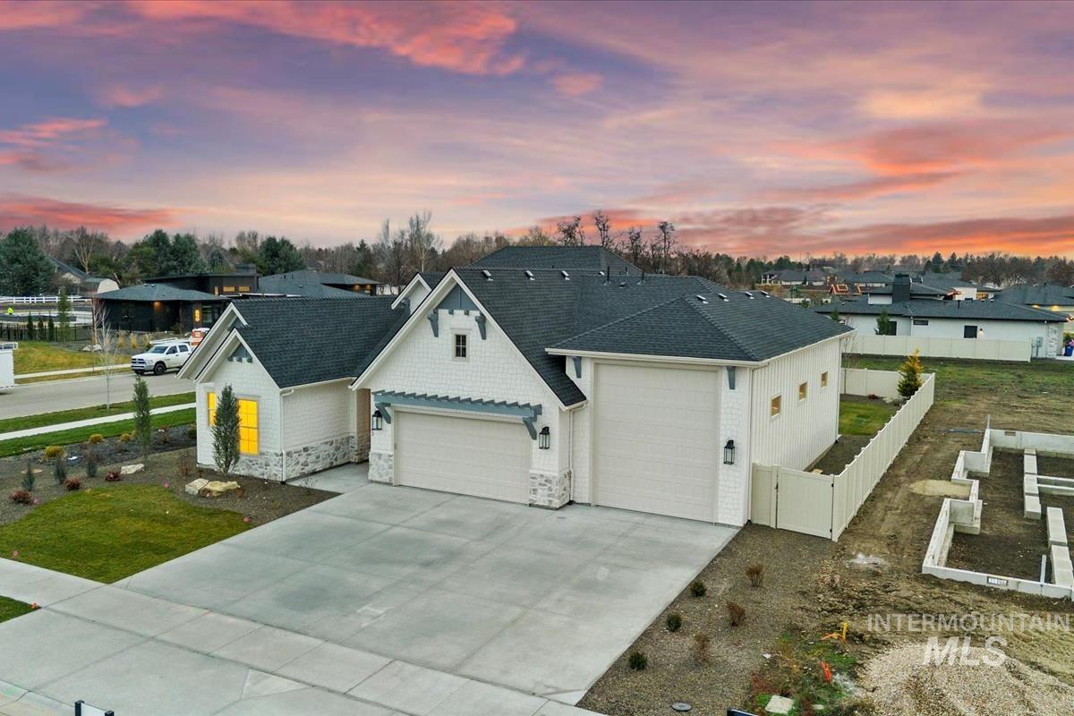 3323 W Golden Barrel St., Eagle, Idaho 83616, 4 Bedrooms, 2.5 Bathrooms, Residential For Sale, Price $1,099,000,MLS 98979299
