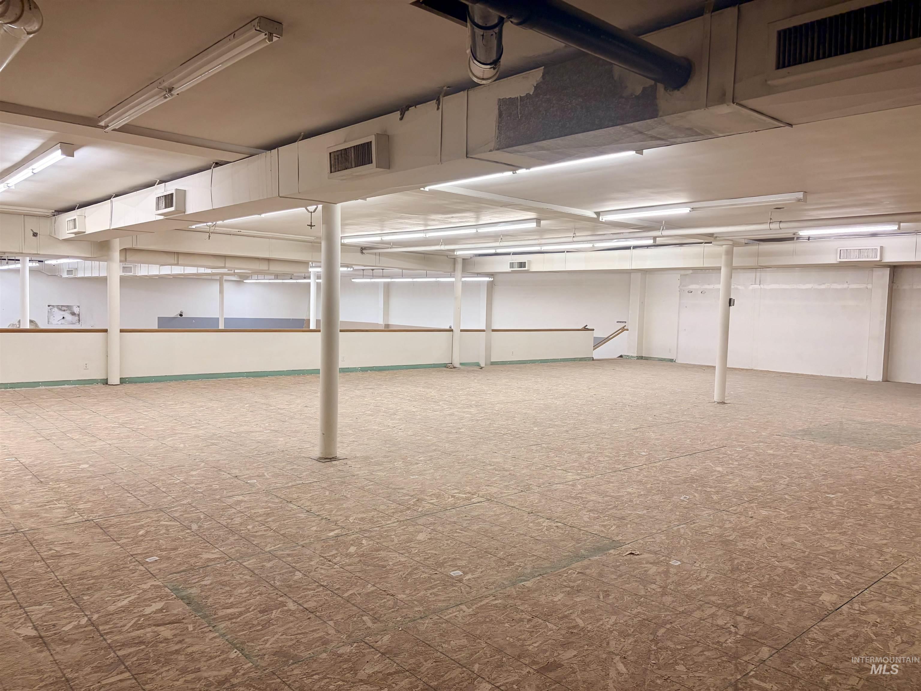 202 Main Avenue South, Twin Falls, Idaho 83301, Business/Commercial For Sale, Price $154,292, 98979301