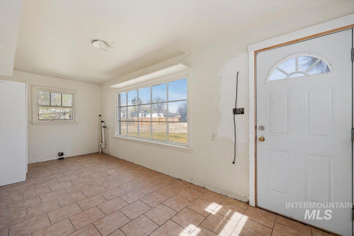 481 Borah Ave, Twin Falls, Idaho 83301, 2 Bedrooms, 1 Bathroom, Residential For Sale, Price $195,000,MLS 98979304