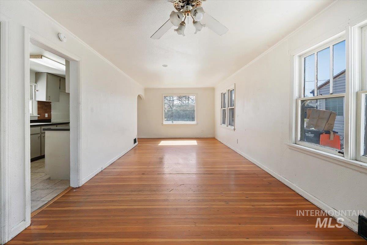 481 Borah Ave, Twin Falls, Idaho 83301, 2 Bedrooms, 1 Bathroom, Residential For Sale, Price $195,000,MLS 98979304