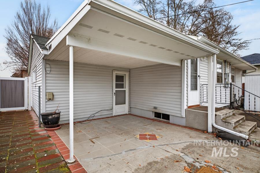 1115 5th Street, Clarkston, Washington 99403, 2 Bedrooms, 1 Bathroom, Residential For Sale, Price $297,000,MLS 98979307