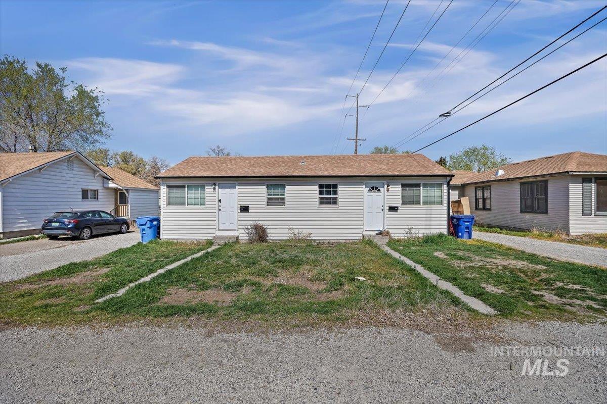 467 & 471 Borah Ave, Twin Falls, Idaho 83301, 1 Bedroom, 1 Bathroom, Residential Income For Sale, Price $225,000,MLS 98979310