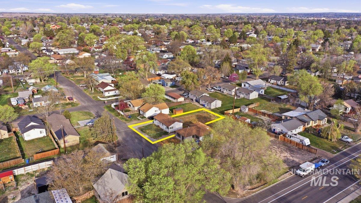 467 & 471 Borah Ave, Twin Falls, Idaho 83301, 1 Bedroom, 1 Bathroom, Residential Income For Sale, Price $225,000,MLS 98979310