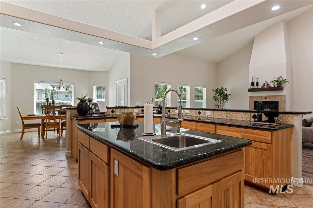 3758 S Merrivale Way, Meridian, Idaho 83642-9230, 4 Bedrooms, 4 Bathrooms, Residential For Sale, Price $899,900, 98979312