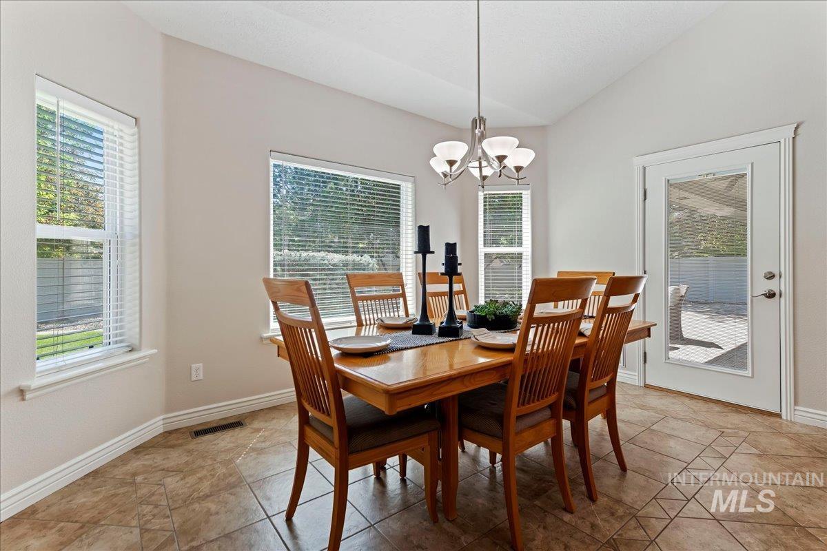 3758 S Merrivale Way, Meridian, Idaho 83642-9230, 4 Bedrooms, 4 Bathrooms, Residential For Sale, Price $899,900, 98979312