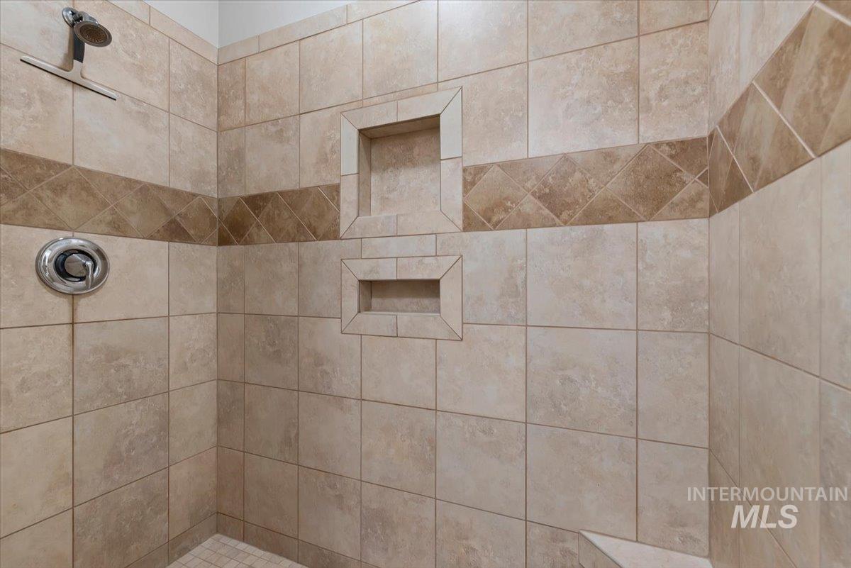 3758 S Merrivale Way, Meridian, Idaho 83642-9230, 4 Bedrooms, 4 Bathrooms, Residential For Sale, Price $899,900, 98979312