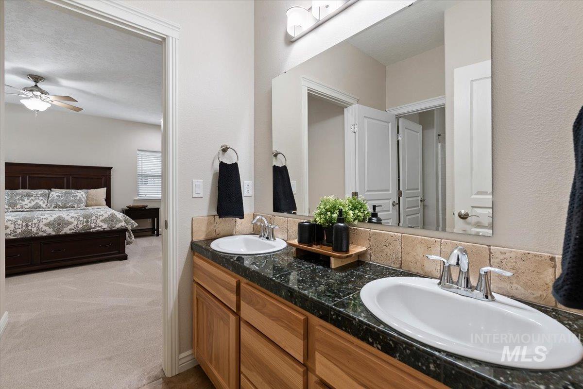 3758 S Merrivale Way, Meridian, Idaho 83642-9230, 4 Bedrooms, 4 Bathrooms, Residential For Sale, Price $899,900,MLS 98979312