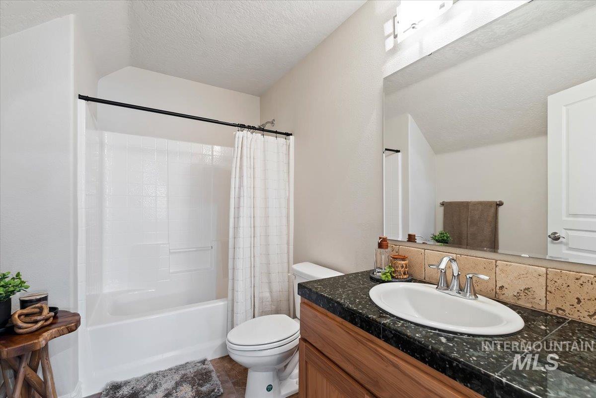 3758 S Merrivale Way, Meridian, Idaho 83642-9230, 4 Bedrooms, 4 Bathrooms, Residential For Sale, Price $899,900, 98979312