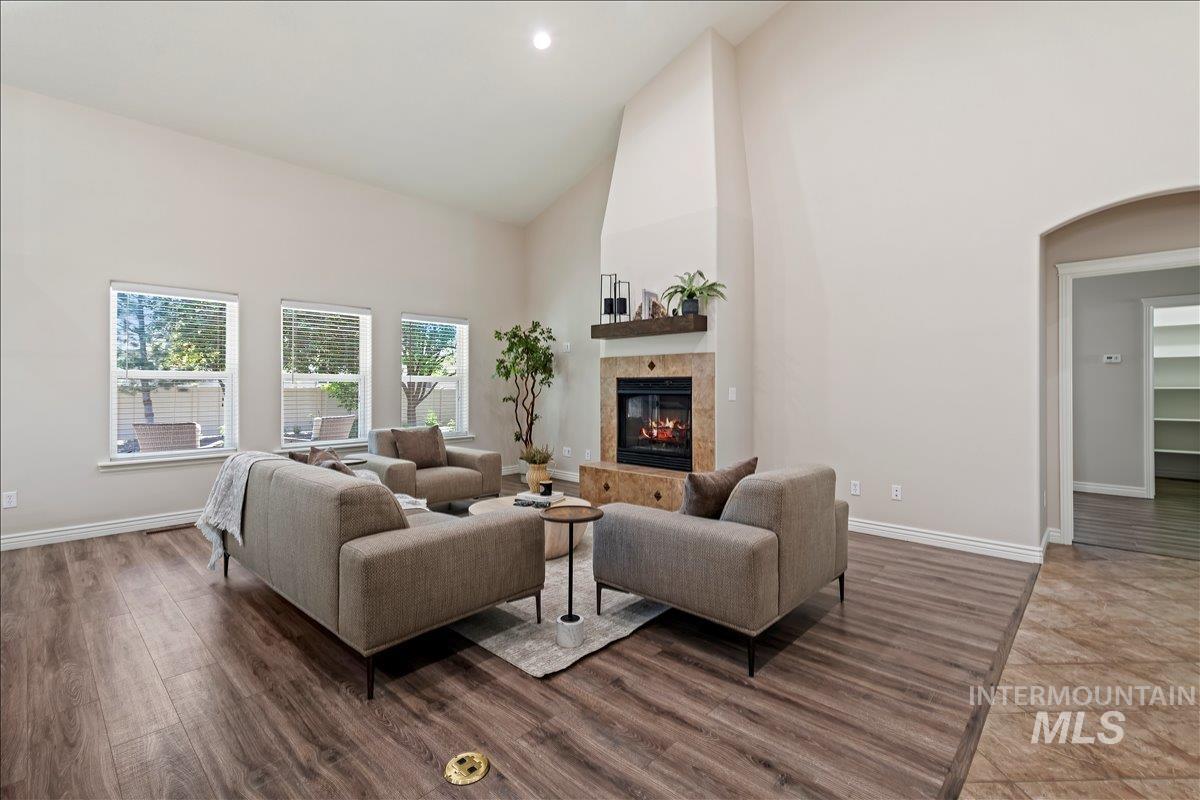 3758 S Merrivale Way, Meridian, Idaho 83642-9230, 4 Bedrooms, 4 Bathrooms, Residential For Sale, Price $899,900, 98979312