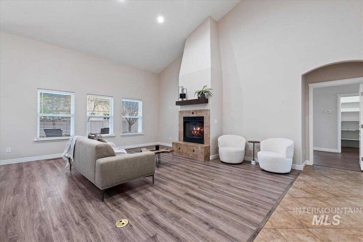 3758 S Merrivale Way, Meridian, Idaho 83642-9230, 4 Bedrooms, 4 Bathrooms, Residential For Sale, Price $899,900,MLS 98979312