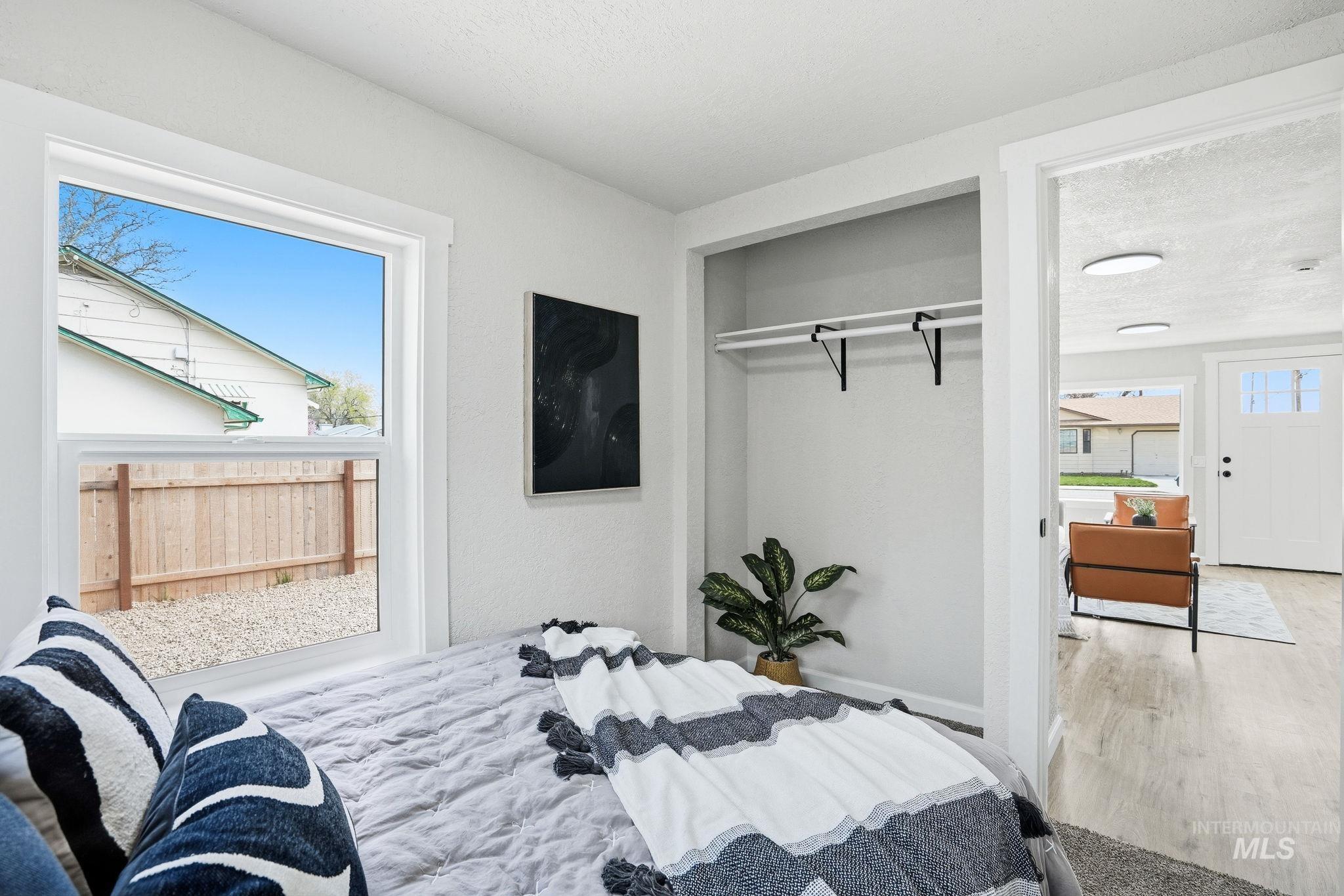 1116 E Washington Ave, Nampa, Idaho 83686, 2 Bedrooms, 1 Bathroom, Residential For Sale, Price $290,000,MLS 98979317