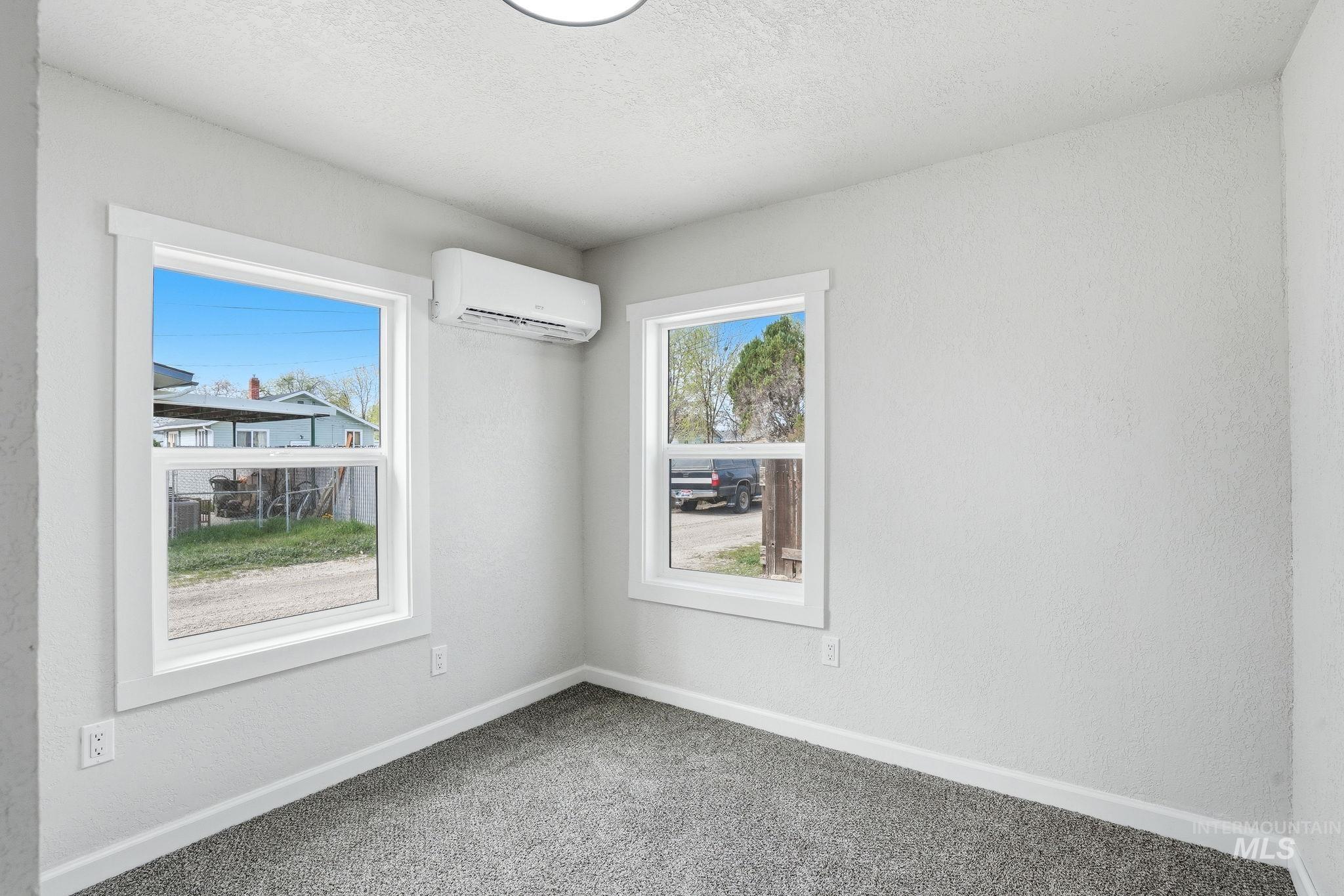 1116 E Washington Ave, Nampa, Idaho 83686, 2 Bedrooms, 1 Bathroom, Residential For Sale, Price $290,000,MLS 98979317