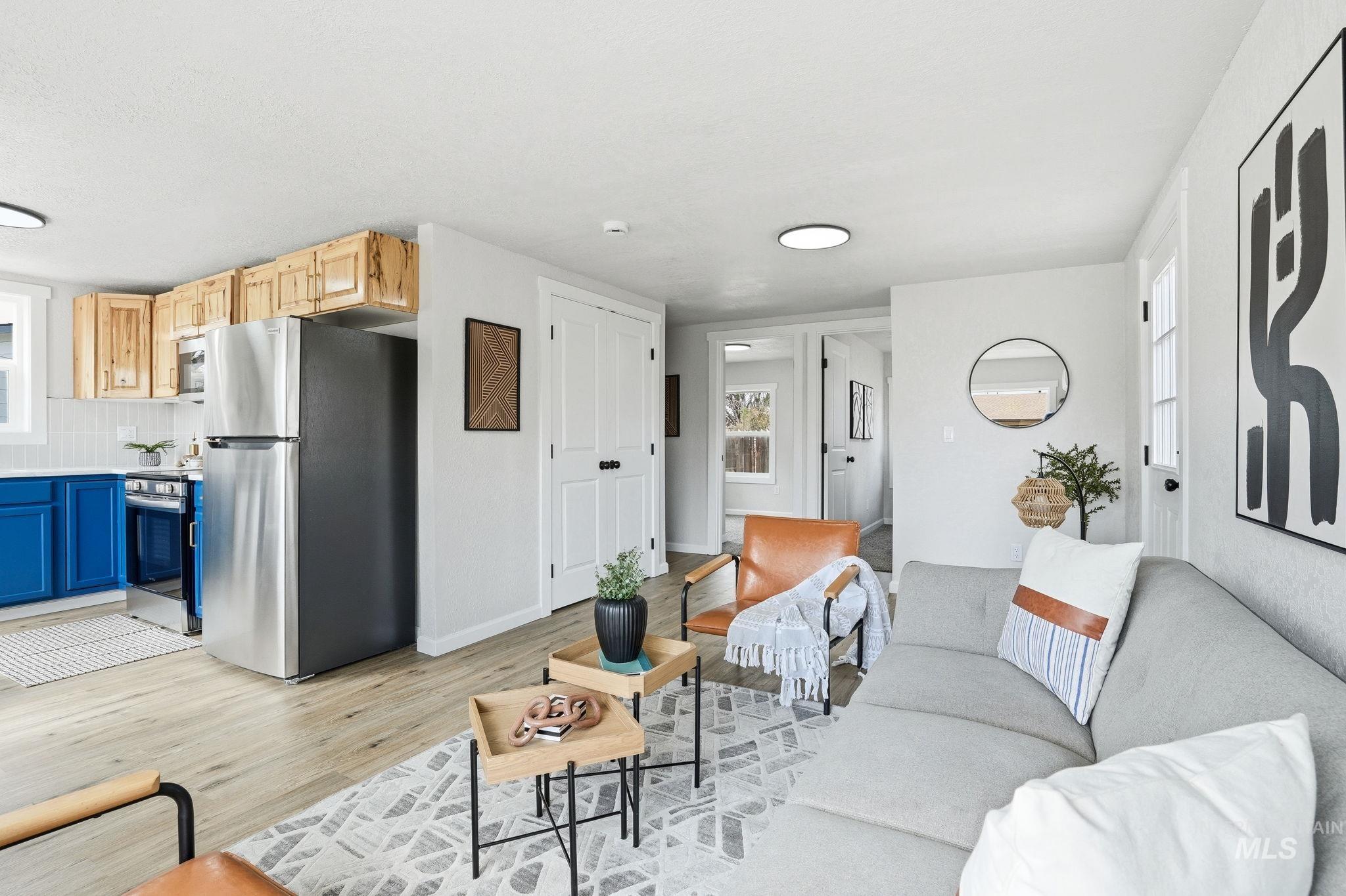 1116 E Washington Ave, Nampa, Idaho 83686, 2 Bedrooms, 1 Bathroom, Residential For Sale, Price $290,000,MLS 98979317