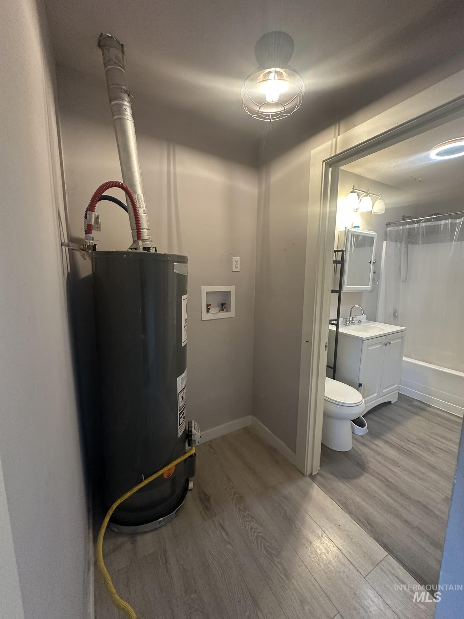 811 E Liberty, Weiser, Idaho 83672, 2 Bedrooms, 1 Bathroom, Residential For Sale, Price $230,000,MLS 98979319