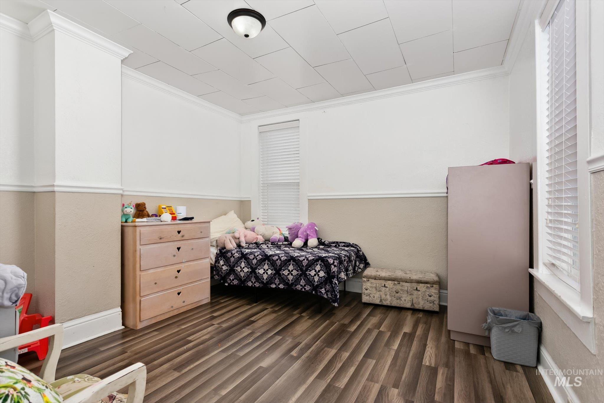 219 24th Ave S., Nampa, Idaho 83651, 4 Bedrooms, 2.5 Bathrooms, Residential Income For Sale, Price $575,000, 98979325