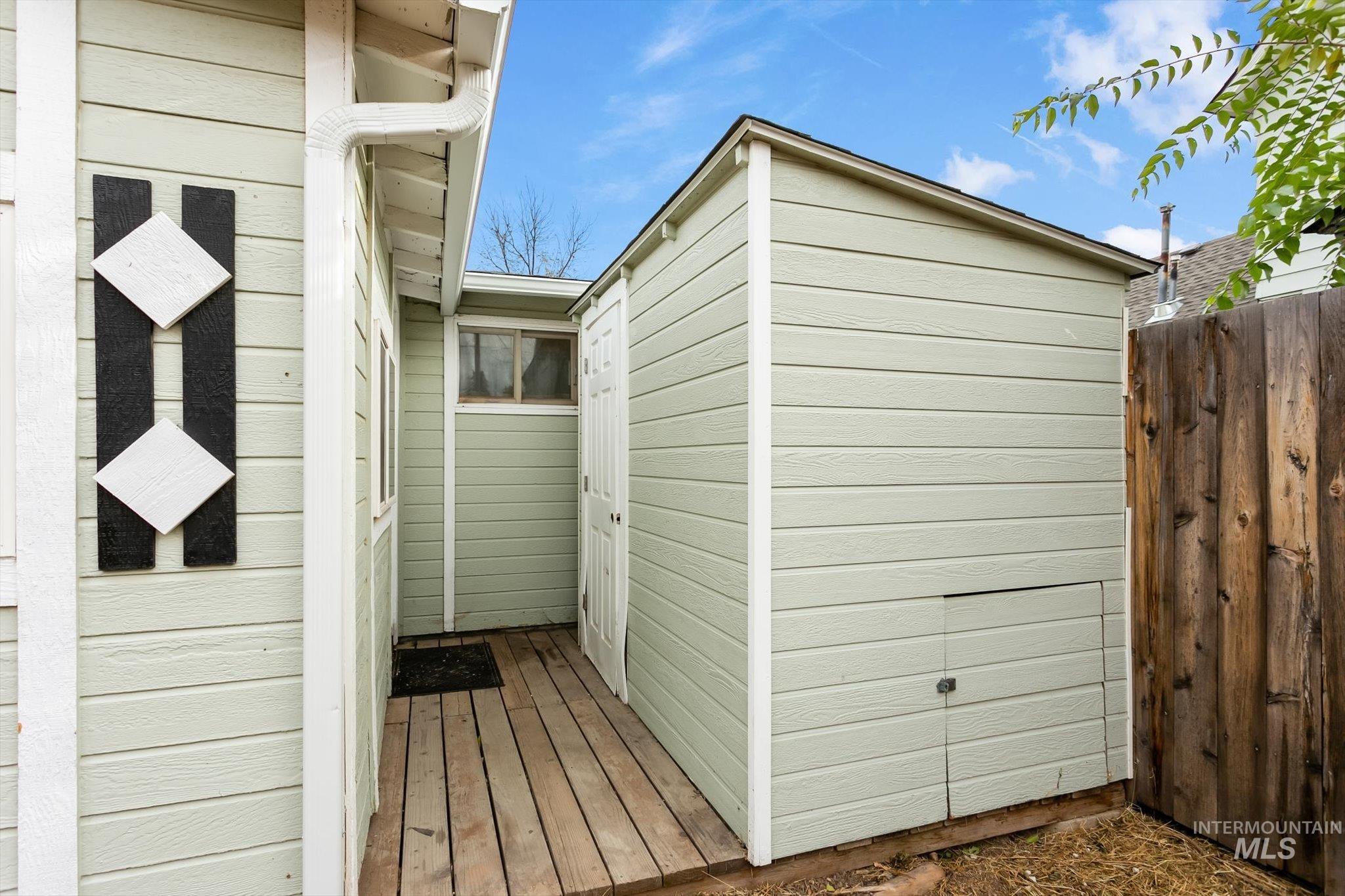 219 24th Ave S., Nampa, Idaho 83651, 4 Bedrooms, 2.5 Bathrooms, Residential Income For Sale, Price $575,000, 98979325