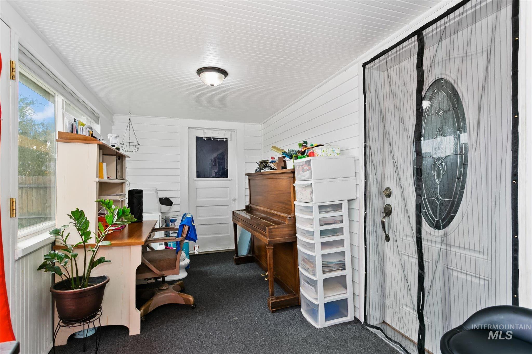 219 24th Ave S., Nampa, Idaho 83651, 4 Bedrooms, 2.5 Bathrooms, Residential Income For Sale, Price $575,000, 98979325