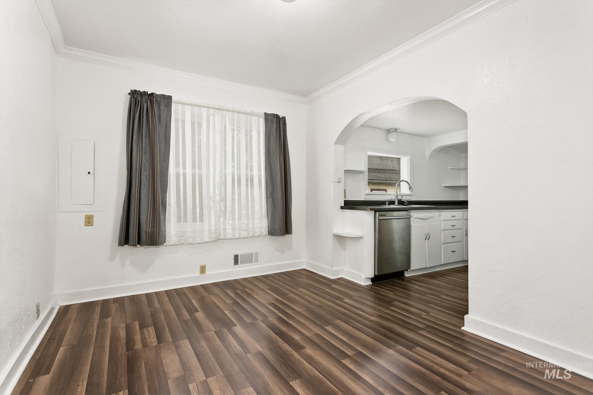 219 24th Ave S., Nampa, Idaho 83651, 4 Bedrooms, 2.5 Bathrooms, Residential Income For Sale, Price $575,000, 98979325