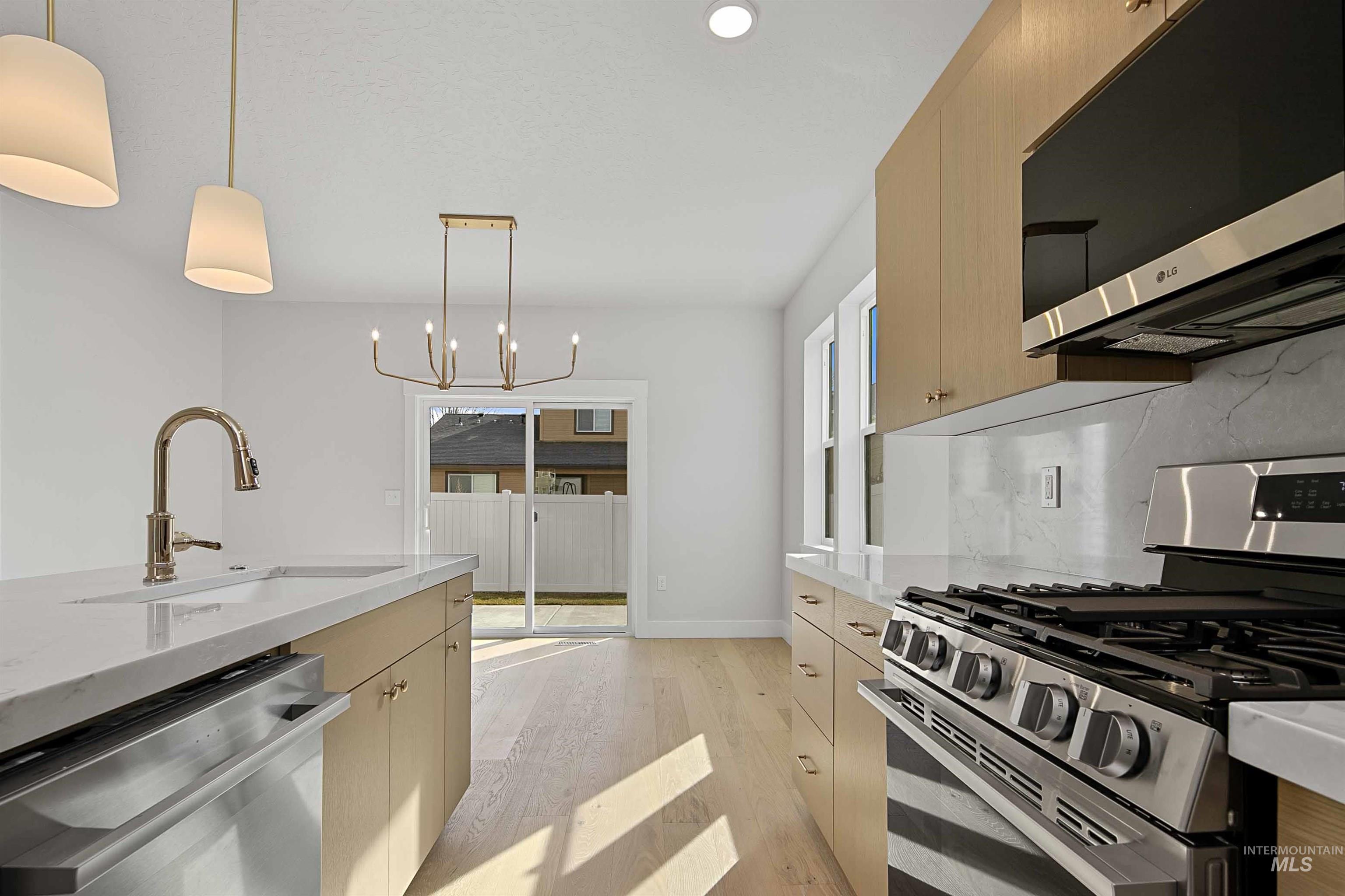 719 W Wrangler, Meridian, Idaho 83646, 3 Bedrooms, 2 Bathrooms, Residential For Sale, Price $614,950,MLS 98979329