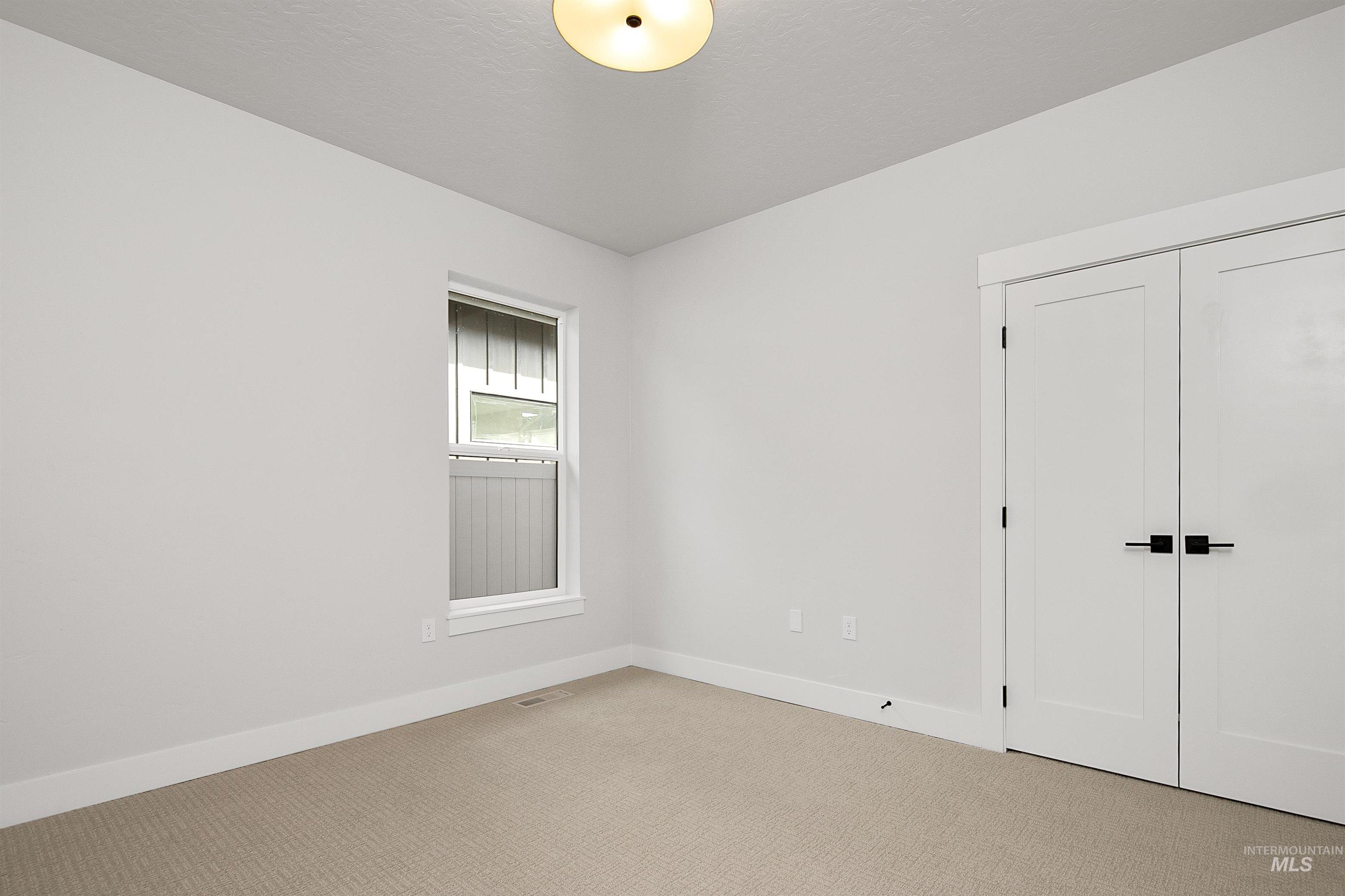 719 W Wrangler, Meridian, Idaho 83646, 3 Bedrooms, 2 Bathrooms, Residential For Sale, Price $614,950,MLS 98979329