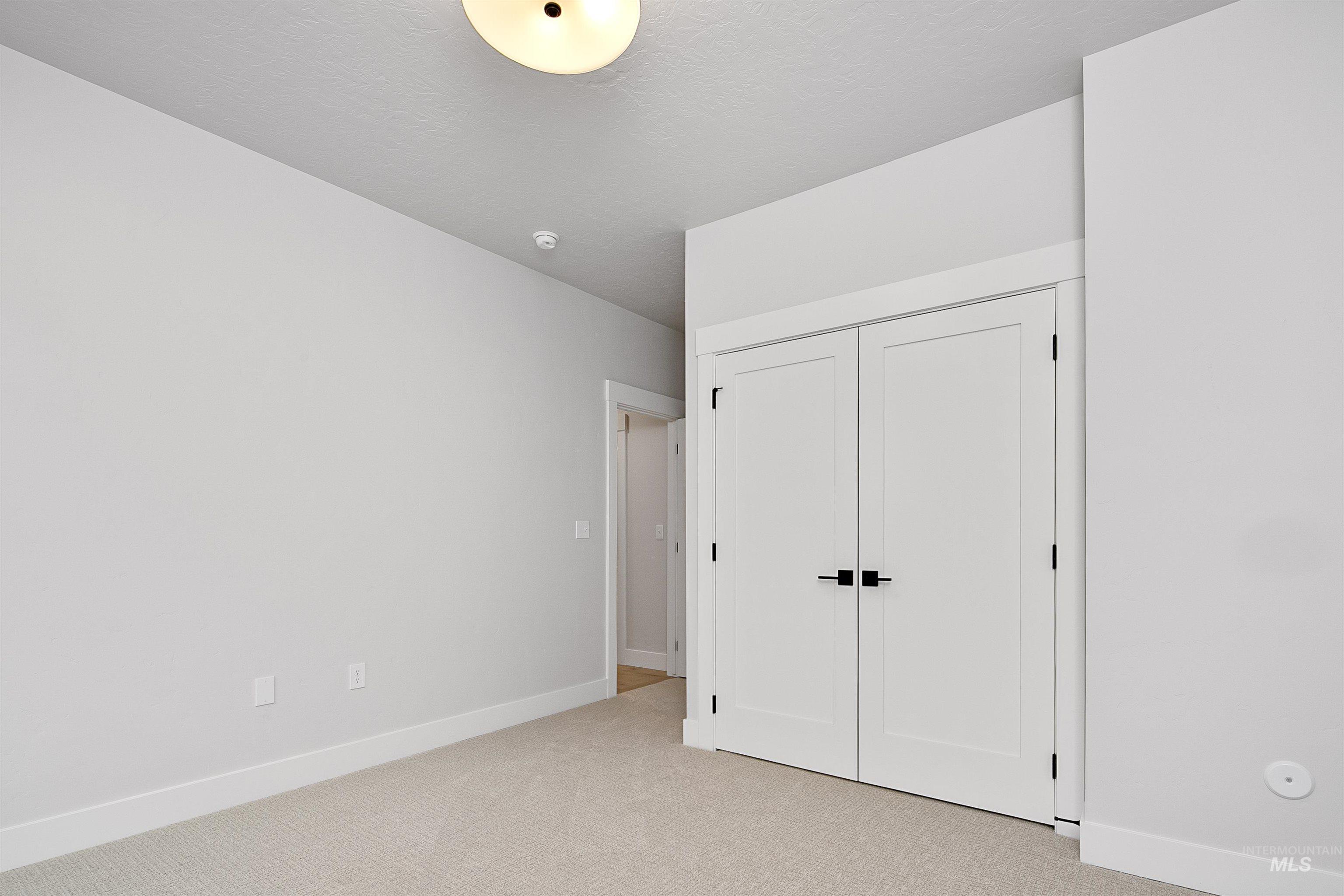 719 W Wrangler, Meridian, Idaho 83646, 3 Bedrooms, 2 Bathrooms, Residential For Sale, Price $614,950,MLS 98979329