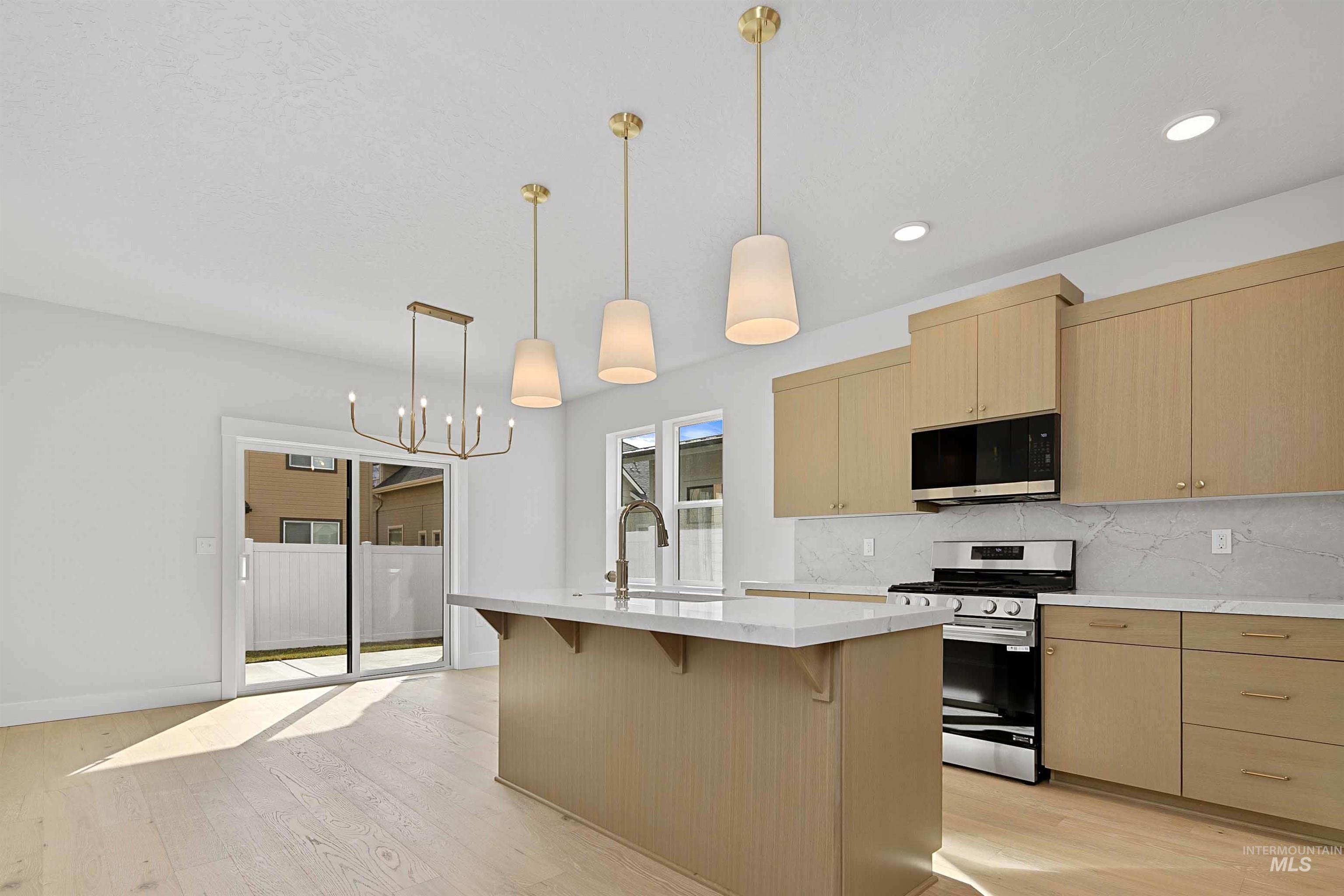 719 W Wrangler, Meridian, Idaho 83646, 3 Bedrooms, 2 Bathrooms, Residential For Sale, Price $614,950,MLS 98979329