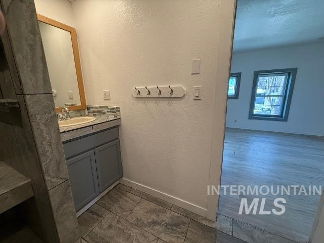 902 E Main, Weiser, Idaho 83672, 1 Bedroom, 1 Bathroom, Residential Income For Sale, Price $322,500,MLS 98979330