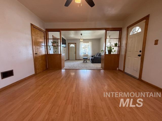 902 E Main, Weiser, Idaho 83672, 1 Bedroom, 1 Bathroom, Residential Income For Sale, Price $322,500,MLS 98979330