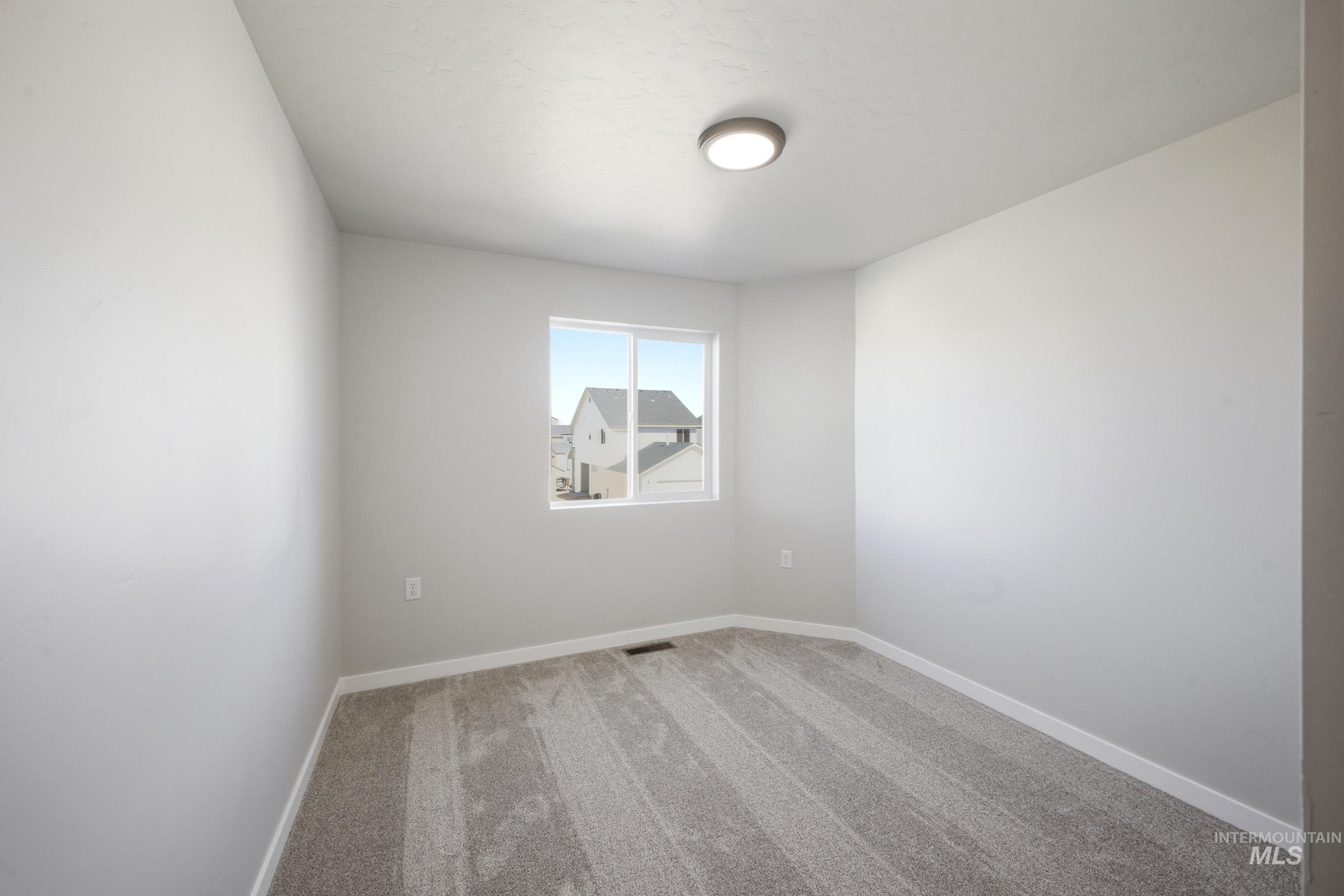 6768 W Redwood Creek Dr, Meridian, Idaho 83646, 3 Bedrooms, 2.5 Bathrooms, Residential For Sale, Price $439,990,MLS 98979334