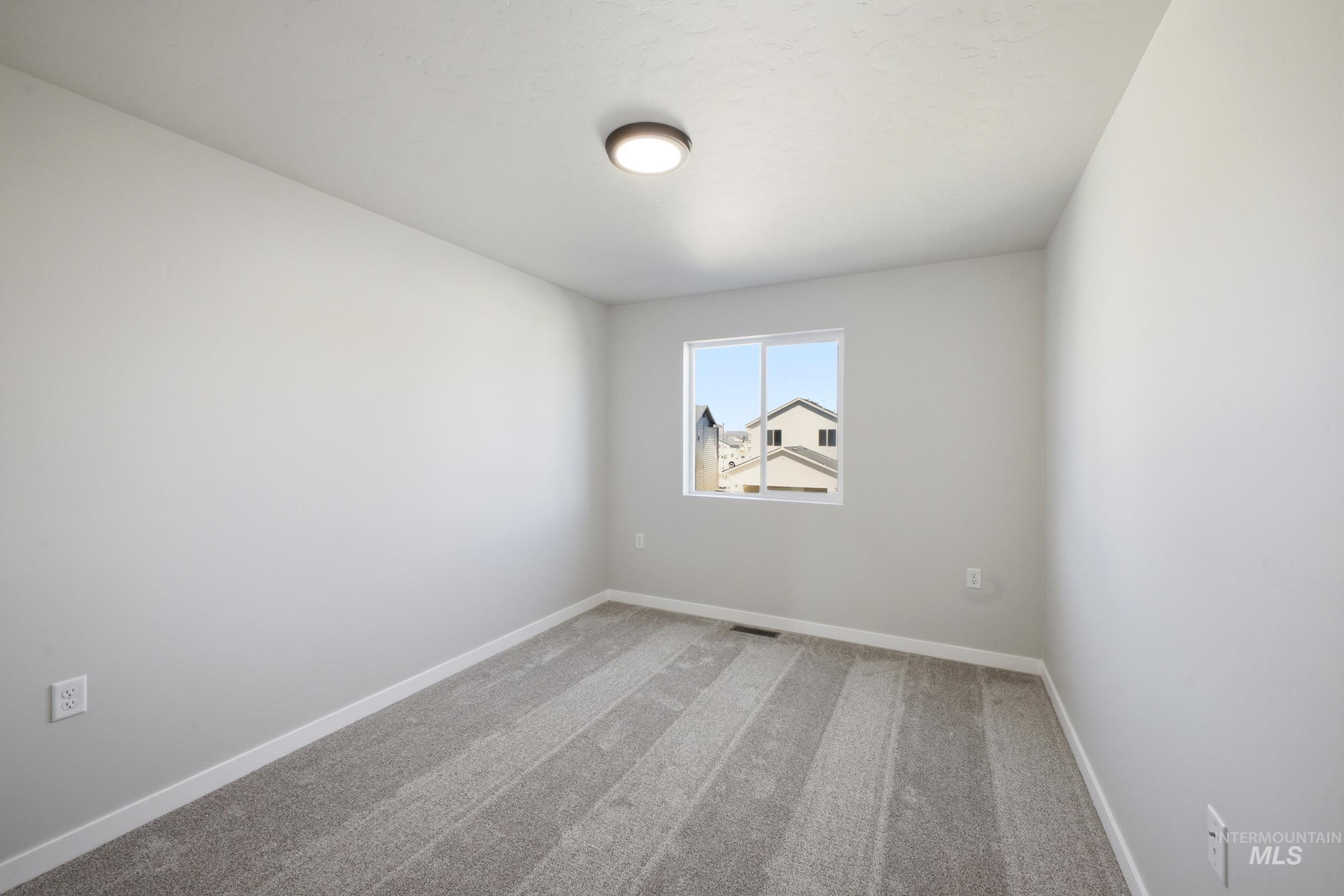 6768 W Redwood Creek Dr, Meridian, Idaho 83646, 3 Bedrooms, 2.5 Bathrooms, Residential For Sale, Price $439,990,MLS 98979334