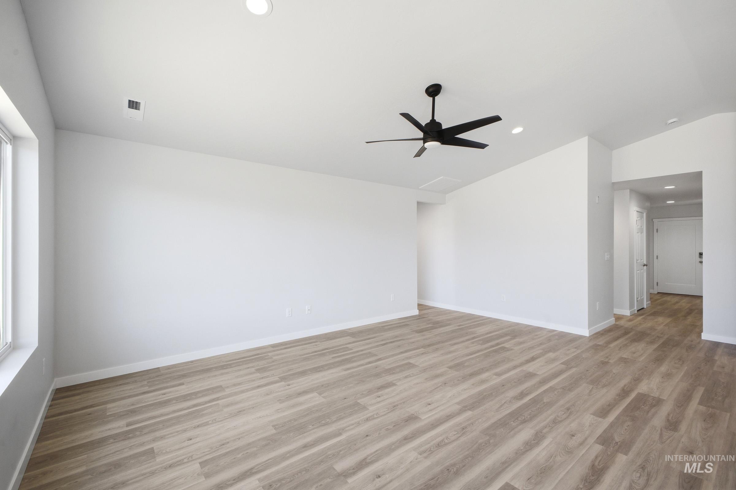 7071 E Shields Dr, Nampa, Idaho 83687, 3 Bedrooms, 2 Bathrooms, Residential For Sale, Price $425,990,MLS 98979342
