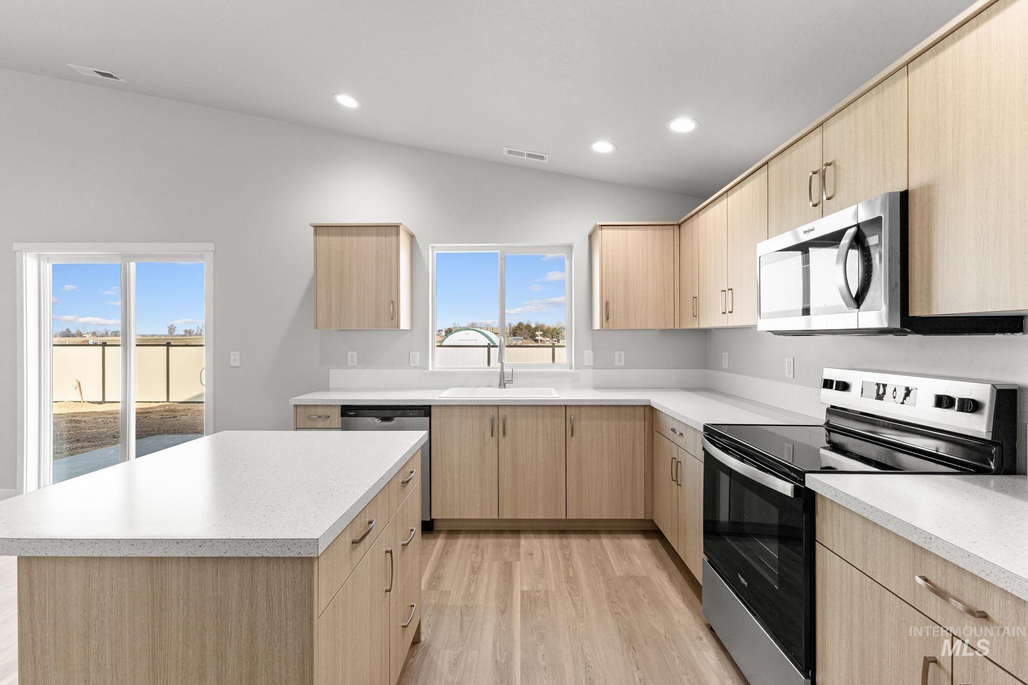 600 Rosemary Ave, New Plymouth, Idaho 83655, 4 Bedrooms, 2 Bathrooms, Residential For Sale, Price $434,990,MLS 98979343